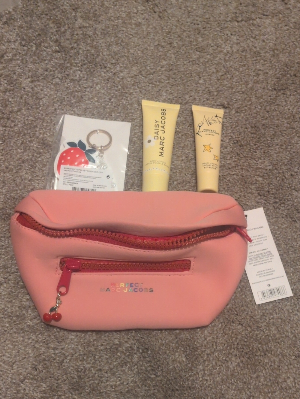 Marc Jacobs Pink Cherry Fanny Pack With Keychain And Lotions Set